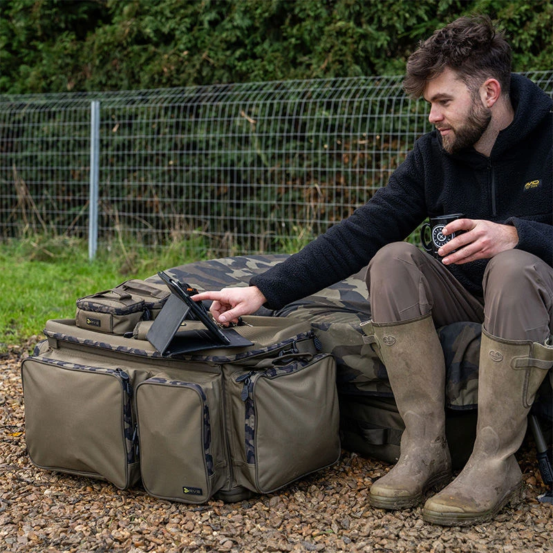 Avid Carp RVS Deluxe Hard-Top Carryalls